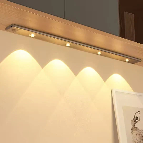 USB LED Lampa sa Senzorom Pokreta na Baterije