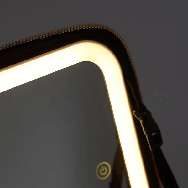 Kofer za šminku sa LED ogledalom