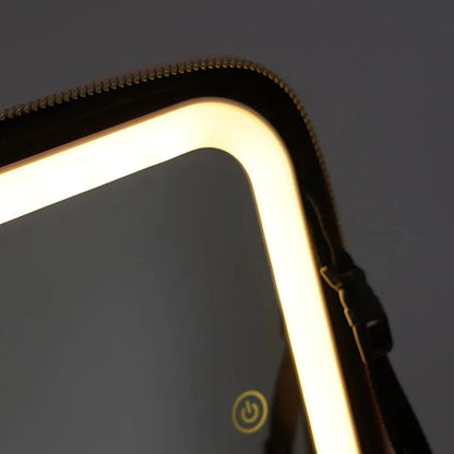 Kofer za šminku sa LED ogledalom