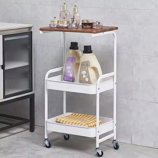 Moderan stočić sa točkićima