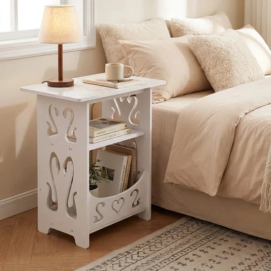 Noćni stočić sa labudima